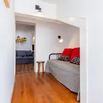 Διαμέρισμα Alfama 2bdr Duplex W/ Balcony By Lovelystay Lisboa