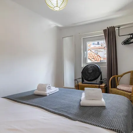 Alfama 2bdr Duplex W/ Balcony By Lovelystay * Lisboa